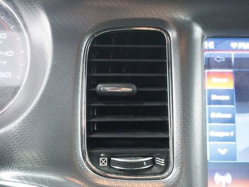 Used 2014 Dodge Charger R/T image 35