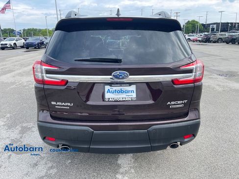 Used 2023 Subaru Ascent Touring AWD/4WD image 4