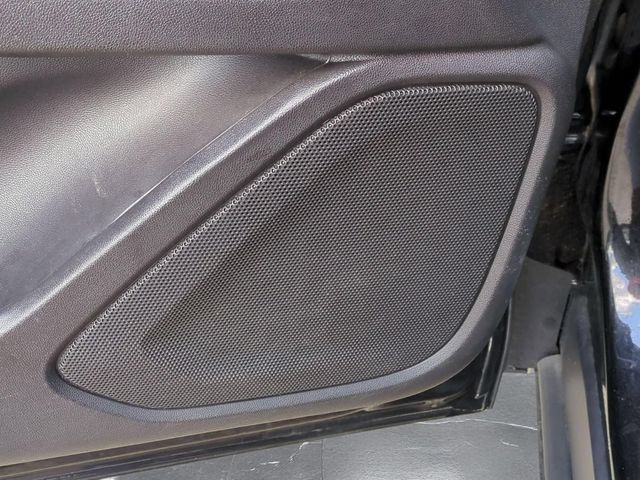 Used 2020 GMC Terrain SLE w/ Driver Convenience Package FWD image 16