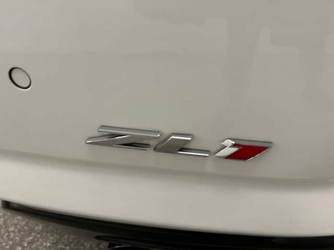 Used 2019 Chevrolet Camaro ZL1 RWD image 29