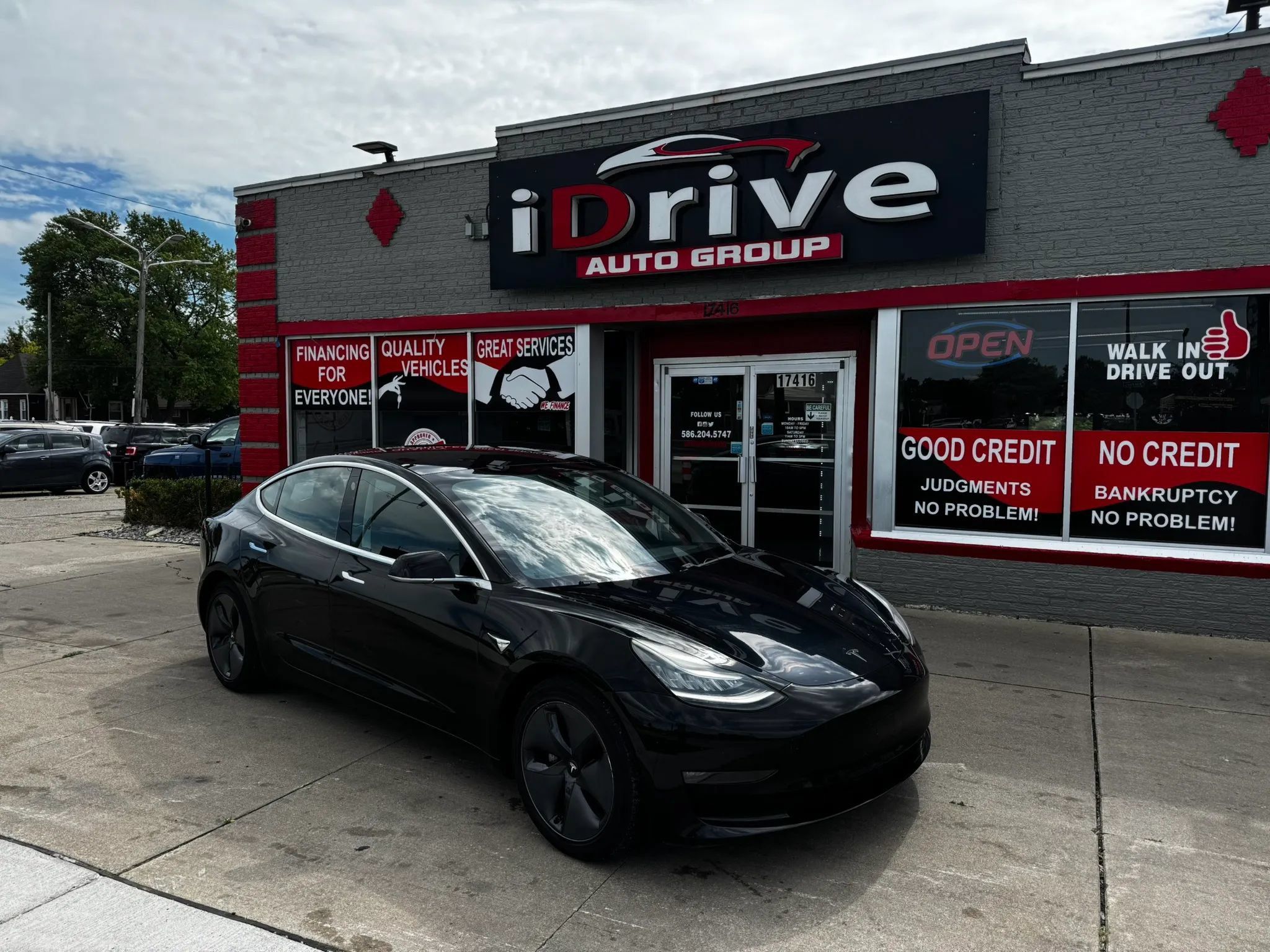 Used 2018 Tesla Model 3 Long Range AWD/4WD image 1