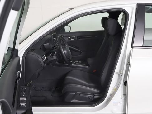 Used 2025 Honda Civic Sport image 29