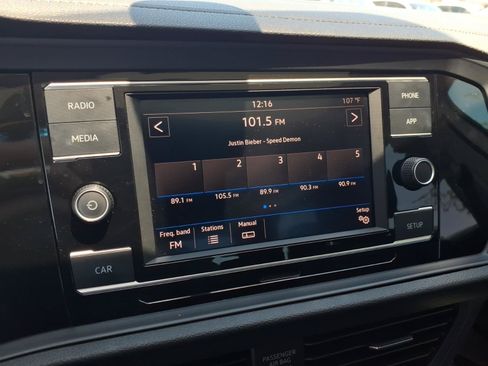 Used 2019 Volkswagen Jetta SE FWD image 29
