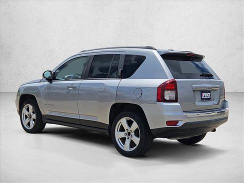 Used 2015 Jeep Compass High Altitude FWD image 8