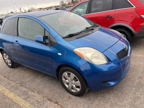 Used 2007 Toyota Yaris 2-Door Hatchback image 21