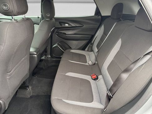 Used 2025 Chevrolet TrailBlazer LT image 14