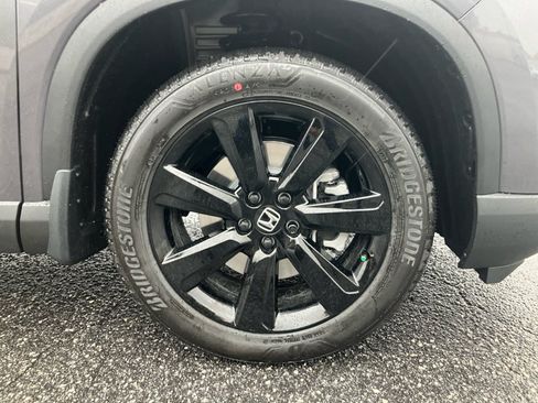 Used 2025 Honda Pilot Black Edition image 25