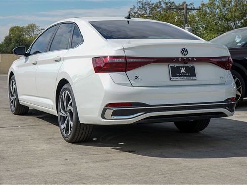 New 2026 Volkswagen Jetta SEL image 6