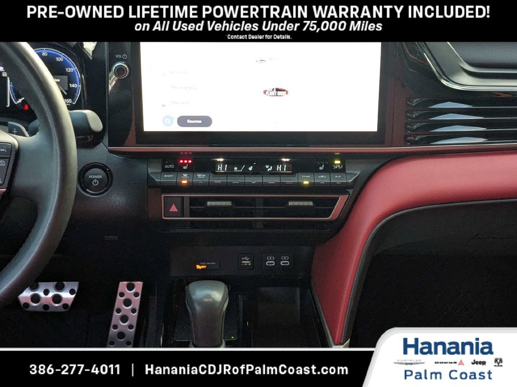 Used 2025 Toyota Camry XSE FWD image 16