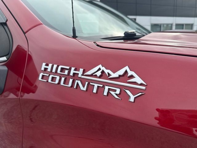 Certified 2022 Chevrolet Silverado 1500 High Country w/ Z71 Off-Road Package AWD/4WD image 10