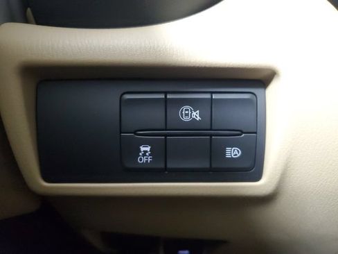 Used 2025 MAZDA MX-5 Miata RF Grand Touring RWD image 27