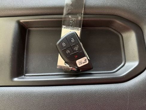 Certified 2023 Chevrolet Silverado 1500 LT image 31