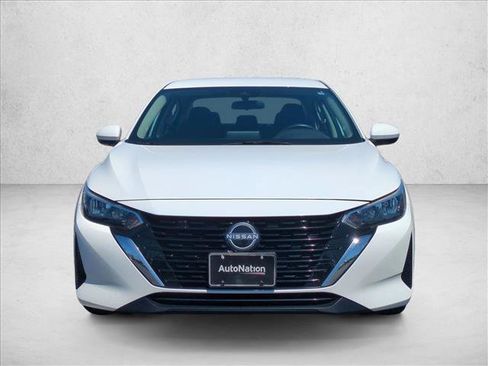 Used 2024 Nissan Sentra SV w/ All-Weather Package FWD image 2