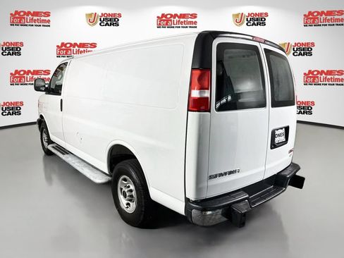 Used 2025 GMC Savana 2500 w/ Driver Convenience Package RWD image 2