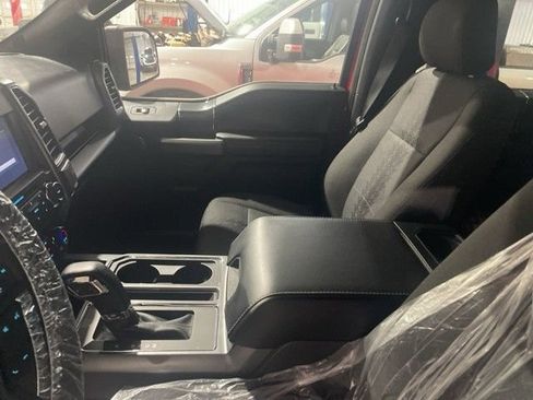 Used 2019 Ford F150 XLT w/ Equipment Group 302A Luxury AWD/4WD image 15