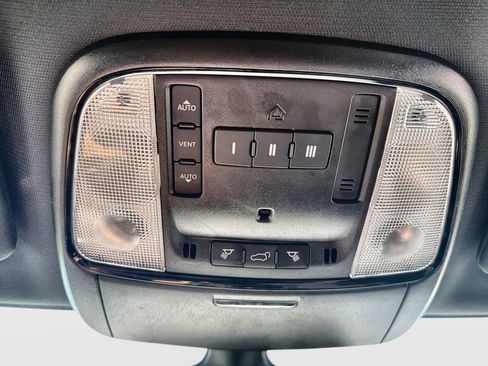 Used 2024 Dodge Durango GT AWD/4WD image 24