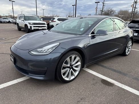 Used 2019 Tesla Model 3 Long Range image 2