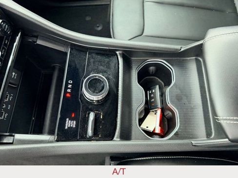 Certified 2025 Jeep Grand Cherokee Limited w/ Trailer Tow Package image 31