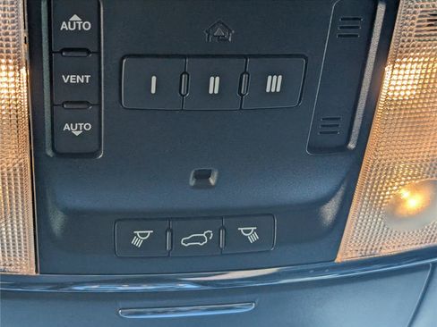 Used 2020 Jeep Grand Cherokee Limited AWD/4WD image 34