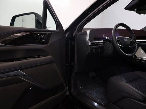 New 2026 Cadillac Escalade IQL Luxury image 5