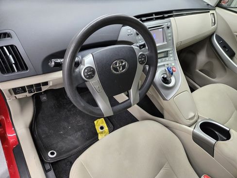 Used 2015 Toyota Prius Two image 8