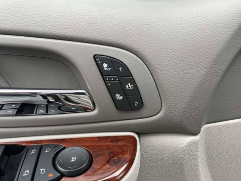 Used 2014 Chevrolet Tahoe LT w/ Luxury Package image 20