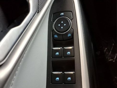 Certified 2023 Ford Explorer XLT w/ Equipment Group 202A AWD/4WD image 14
