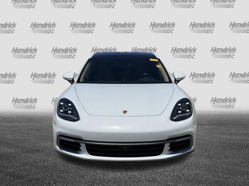 Used 2018 Porsche Panamera image 3