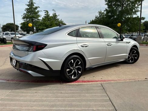 Used 2025 Hyundai Sonata SEL FWD image 6