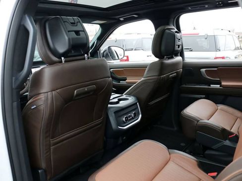New 2026 Ford Expedition King Ranch AWD/4WD image 23