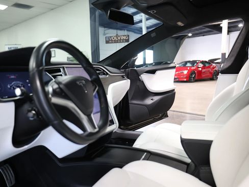 Used 2017 Tesla Model S P100D AWD/4WD image 31