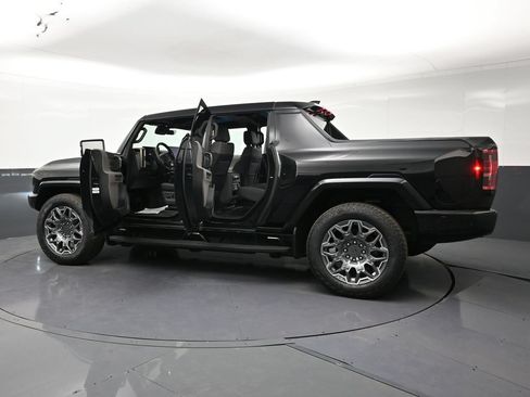 Used 2025 GMC Hummer EV 3X AWD/4WD image 34