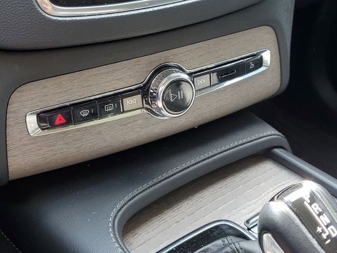 Certified 2022 Volvo XC90 T6 Inscription image 29