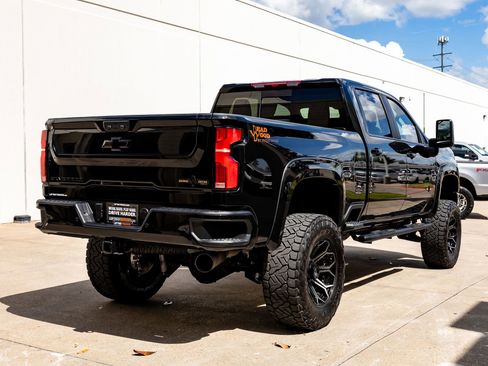 Used 2026 Chevrolet Silverado 2500 LT w/ Trail Boss Package image 9