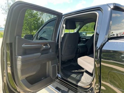 Used 2024 GMC Sierra 1500 Elevation AWD/4WD image 17