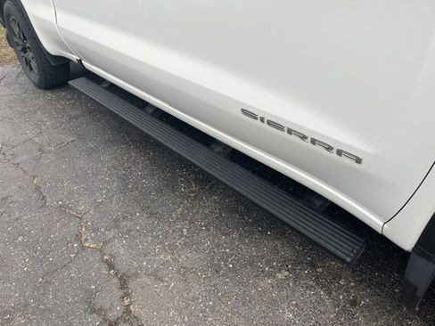 Used 2023 GMC Sierra 1500 Pro w/ Graphite Edition image 7