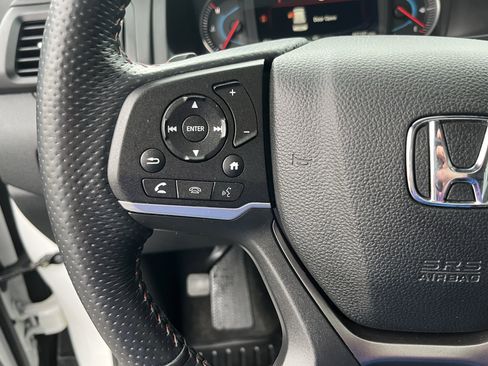 Used 2022 Honda Pilot TrailSport image 19
