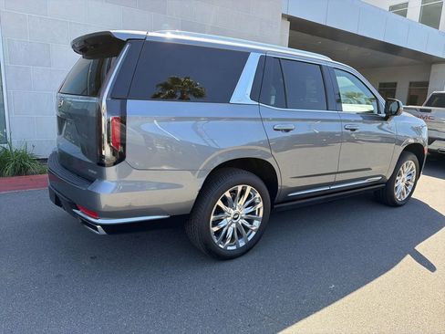 Used 2021 Cadillac Escalade Premium Luxury w/ Driver Assist Tech Package AWD/4WD image 8