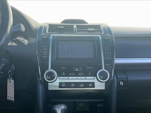 Used 2012 Toyota Camry SE image 37