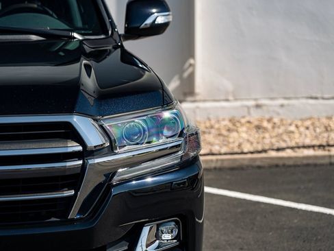 Used 2020 Toyota Land Cruiser Heritage Edition AWD/4WD image 18