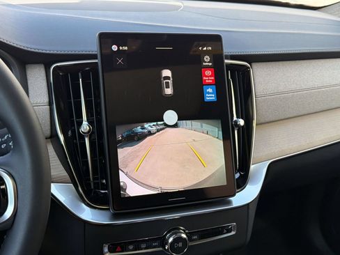 New 2026 Volvo XC90 B5 Core w/ Protection Package AWD/4WD image 19