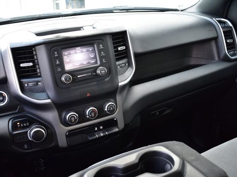 Used 2023 RAM 1500 Big Horn RWD image 32