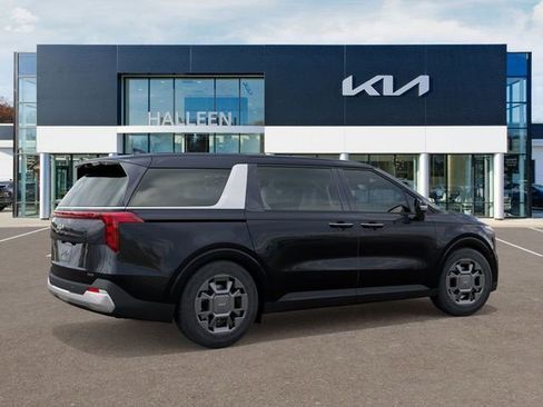 New 2026 Kia Carnival EX image 6