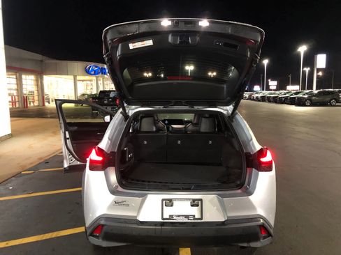 Used 2020 Lexus UX 250h w/ Premium Package image 20