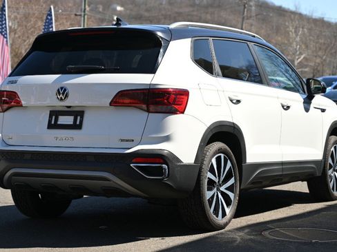 Used 2023 Volkswagen Taos SE image 6