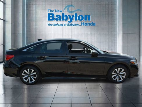 Used 2023 Honda Civic LX image 5