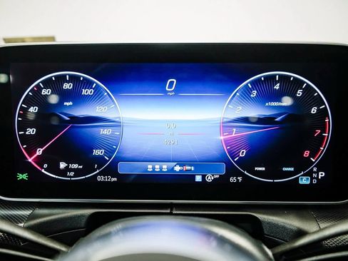 Used 2025 Mercedes-Benz C 300 Sedan image 25