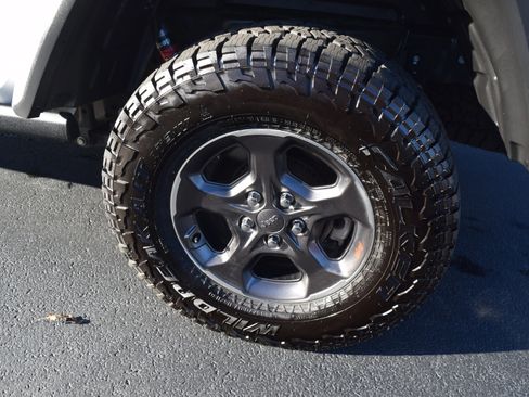 Used 2021 Jeep Gladiator Rubicon image 23