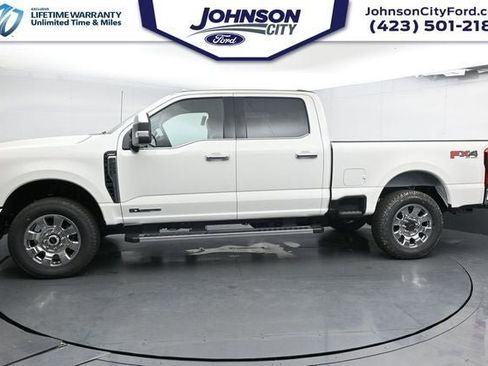 New 2026 Ford F250 Lariat w/ Chrome Package image 7