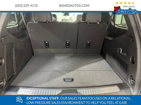 New 2026 Chevrolet Suburban Premier image 7